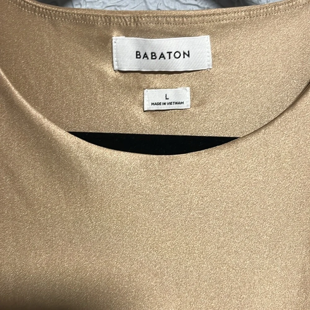 Babaton Aritzia Satinette Gold Long Sleeve Bodysuit Large - Picture 2 of 6